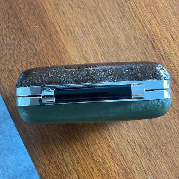 NWT Diane Vonfurstenberg green clutch 5.5 x 4 x 2 Von Furstenberg - Picture 3 of 11